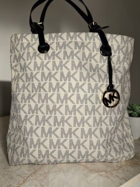 Michael Kors White and Navy Tote with Monogram Pattern